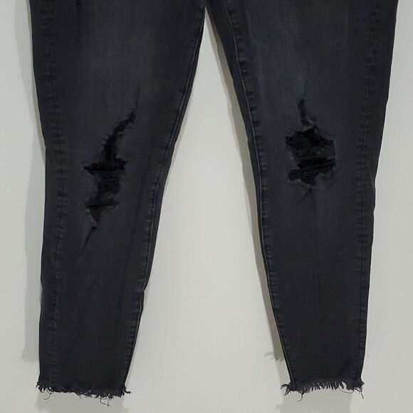 American Eagle black 30x26 super stretch X super low jeggings - Picture 3 of 7